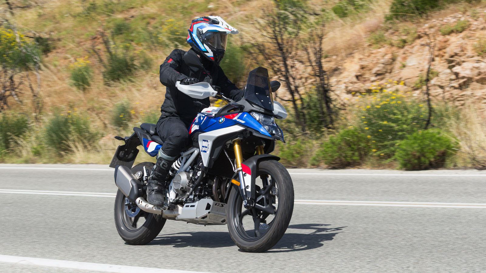 Σε συνδυασμό με το QuickShifter οι αλλαγές ταχυτήτων γίνονται μια διασκεδαστική εμπειρία που σίγουρα θα σου λύσει τα χέρια μέσα στην κίνηση και τα φανάρια. 