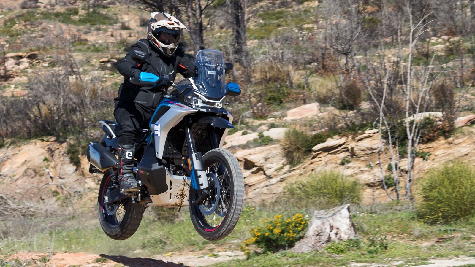CFMOTO 800MTX