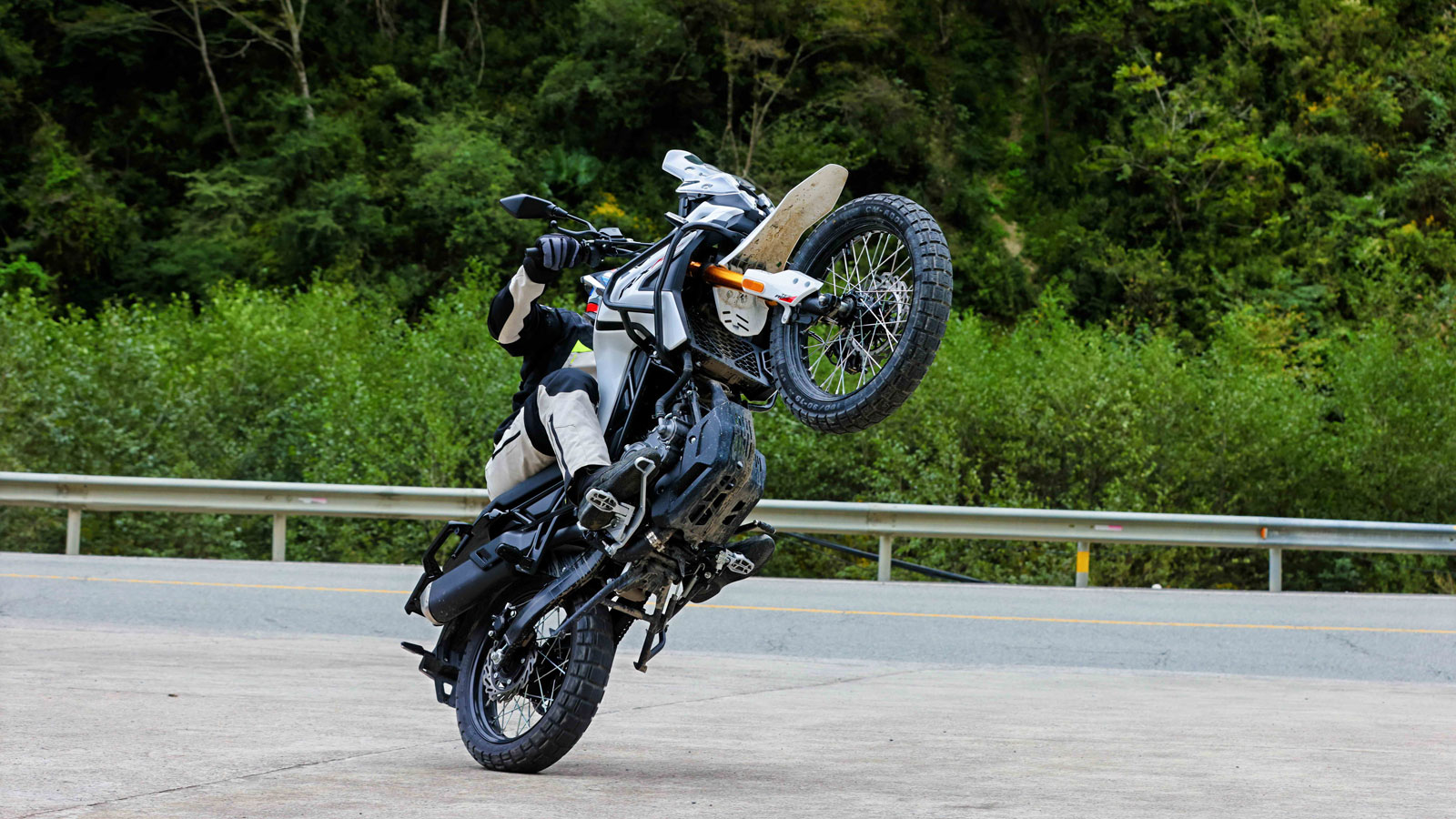 Cyclone RX2 125 Cyclone RX2 125