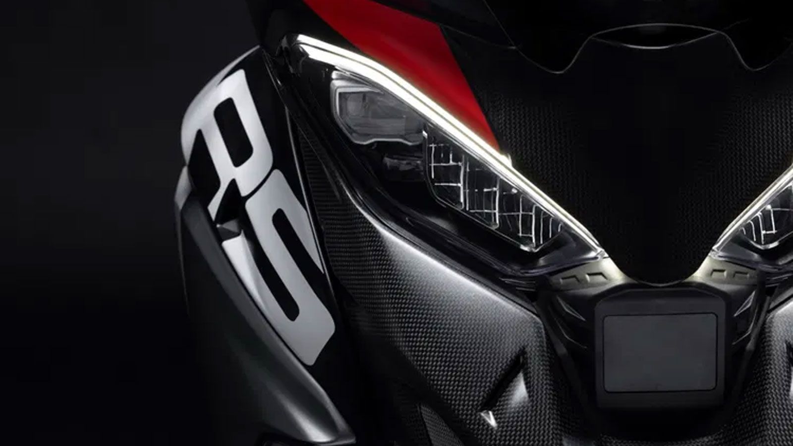 Η νέα Ducati Multistrada V4 RS γίνεται η πρώτη Multistrada που εξοπλίζεται με τον θρυλικό κινητήρα Desmosedici Stradale 1.103 κ.εκ. από την Panigale V4.