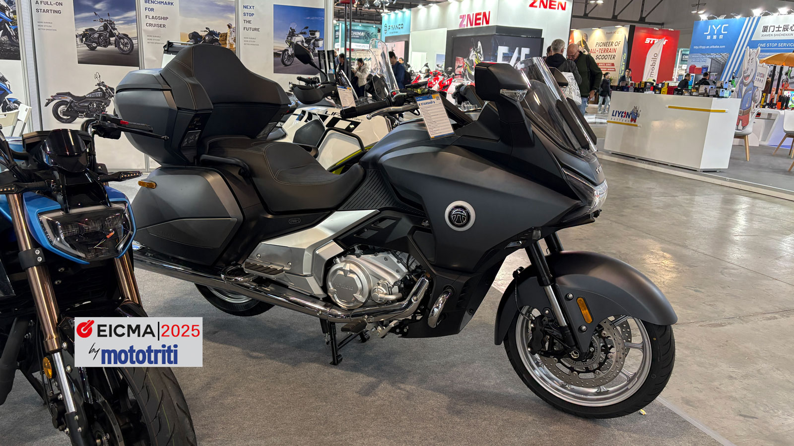 Το Starship 6 παρουσιάζεται στην EICMA με έναν V-twin 573 cc, υδρόψυκτο, με διάμετρο × διαδρομή 80 × 57 mm και σχέση συμπίεσης 11.5:1. Το Starship 6 παρουσιάζεται στην EICMA με έναν V-twin 573 cc, υδρόψυκτο, με διάμετρο × διαδρομή 80 × 57 mm και σχέση συμπίεσης 11.5:1.