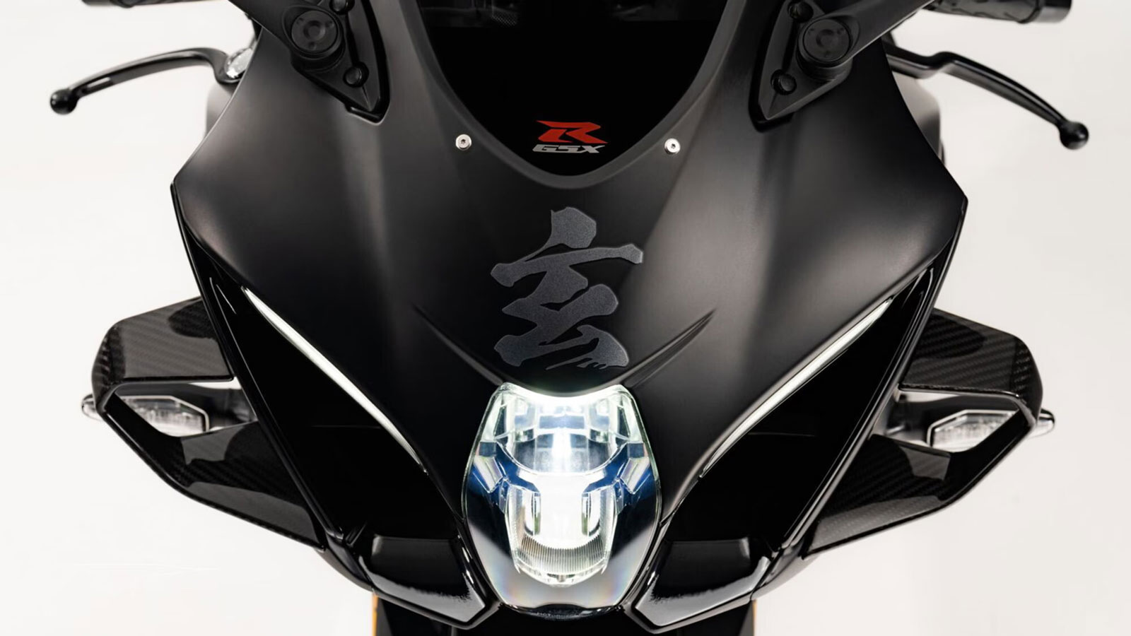 Μόνο 10 GSX-R1000R Stealth με τιμή 21.690 ευρώ και αποκλειστικά online Μόνο 10 GSX-R1000R Stealth με τιμή 21.690 ευρώ και αποκλειστικά online
