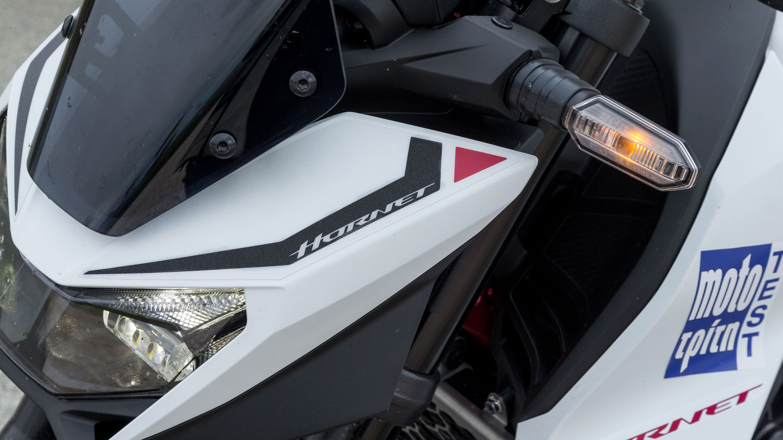 Εξαιρετικό στην καθημερινήσυμβίωση, ευκολοδήγητο και ανέλπιστα ικανό σε σπορ καταστάσεις, η τιμή του στα8.750 ευρώ το καθιστά μία από τις πιο Valuefor Money επιλογές.