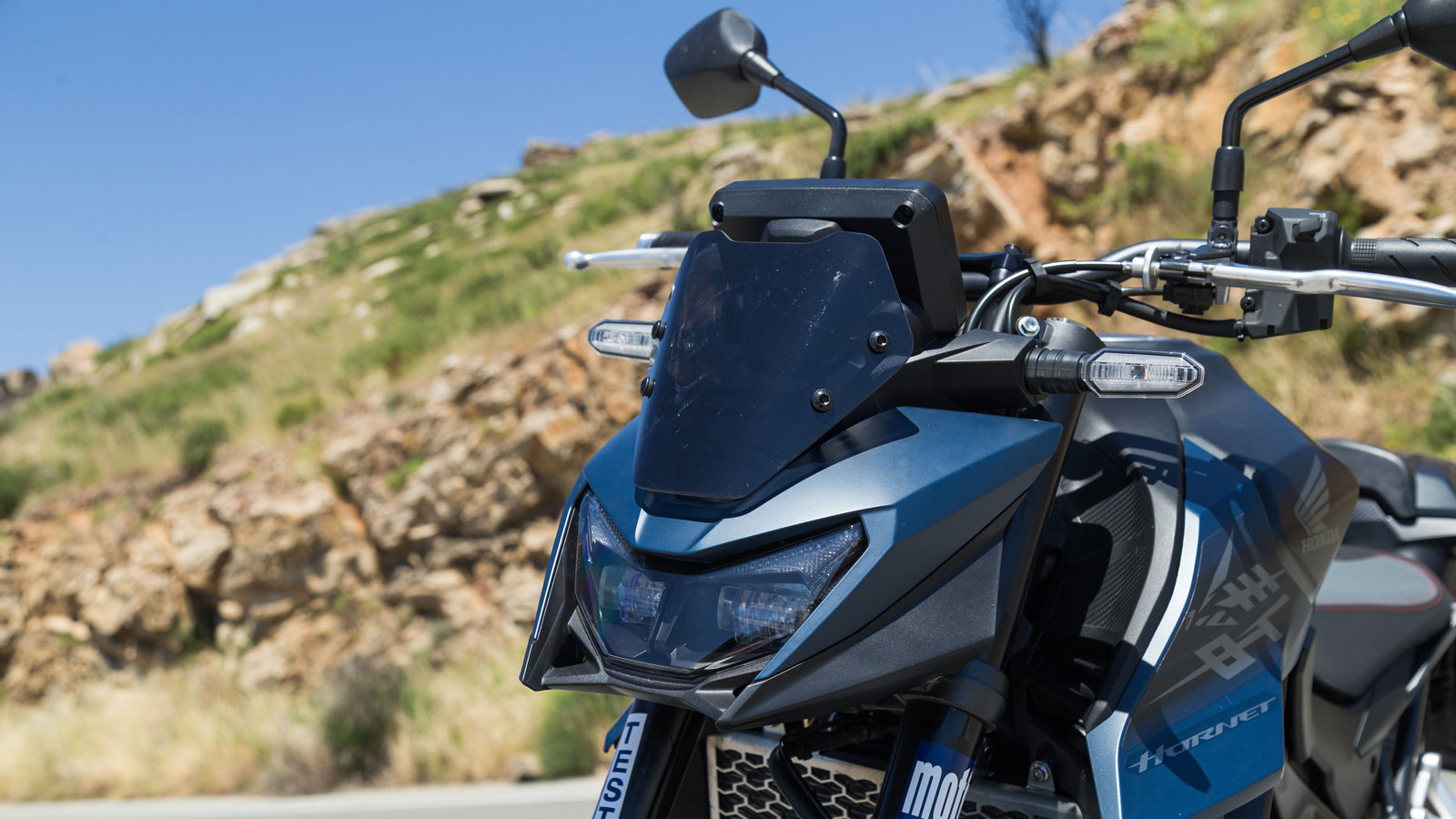 Honda CB750 Hornet E-Clutch - Test