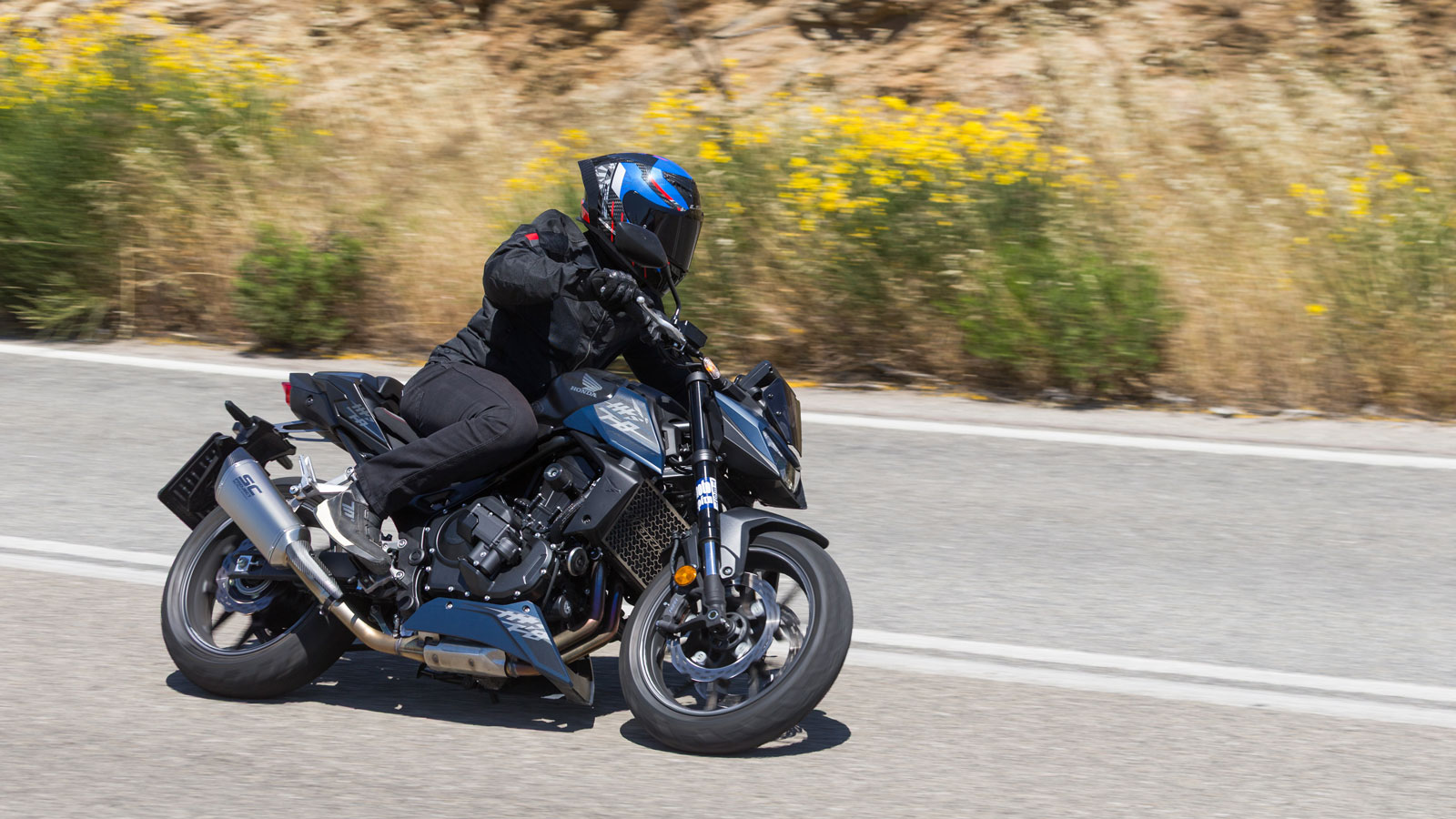 Honda CB750 Hornet E-Clutch - Test