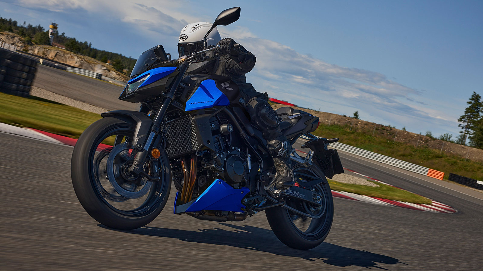 Πάνω από 10.000 CB750 Hornet πουλήθηκαν στην Ευρώπη το 2025