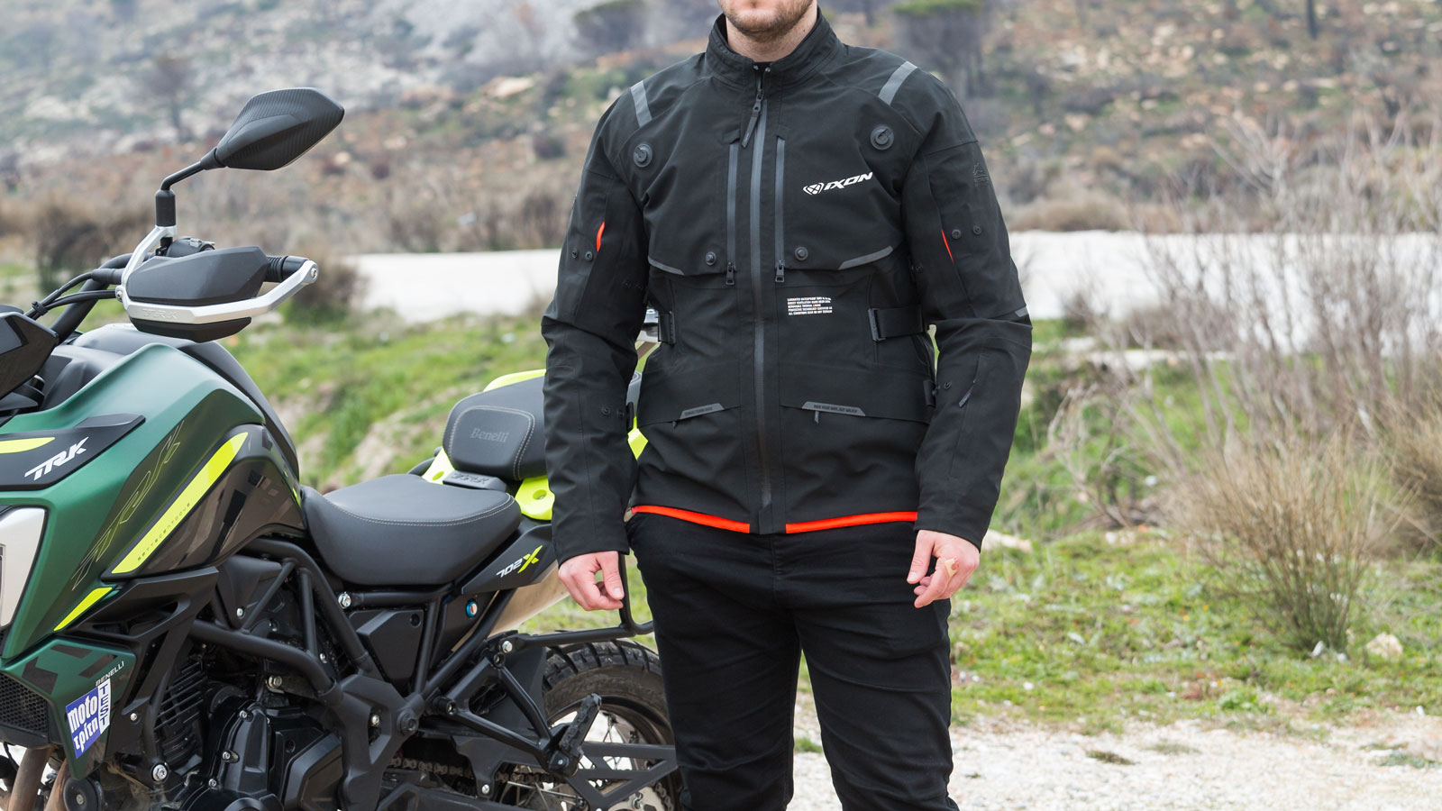 Test μπουφάν 4 εποχών IXON M-SKEID Test μπουφάν 4 εποχών IXON M-SKEID