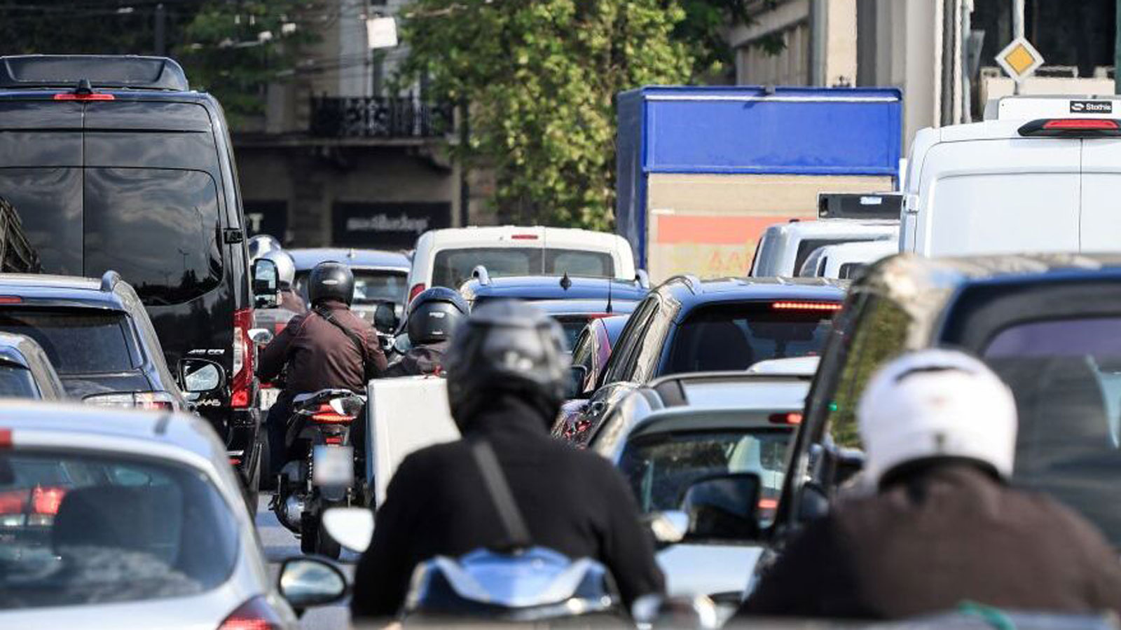 Τα νέα μέτρα που θα πάρει η κυβέρνηση για το κυκλοφοριακό Τα νέα μέτρα που θα πάρει η κυβέρνηση για το κυκλοφοριακό