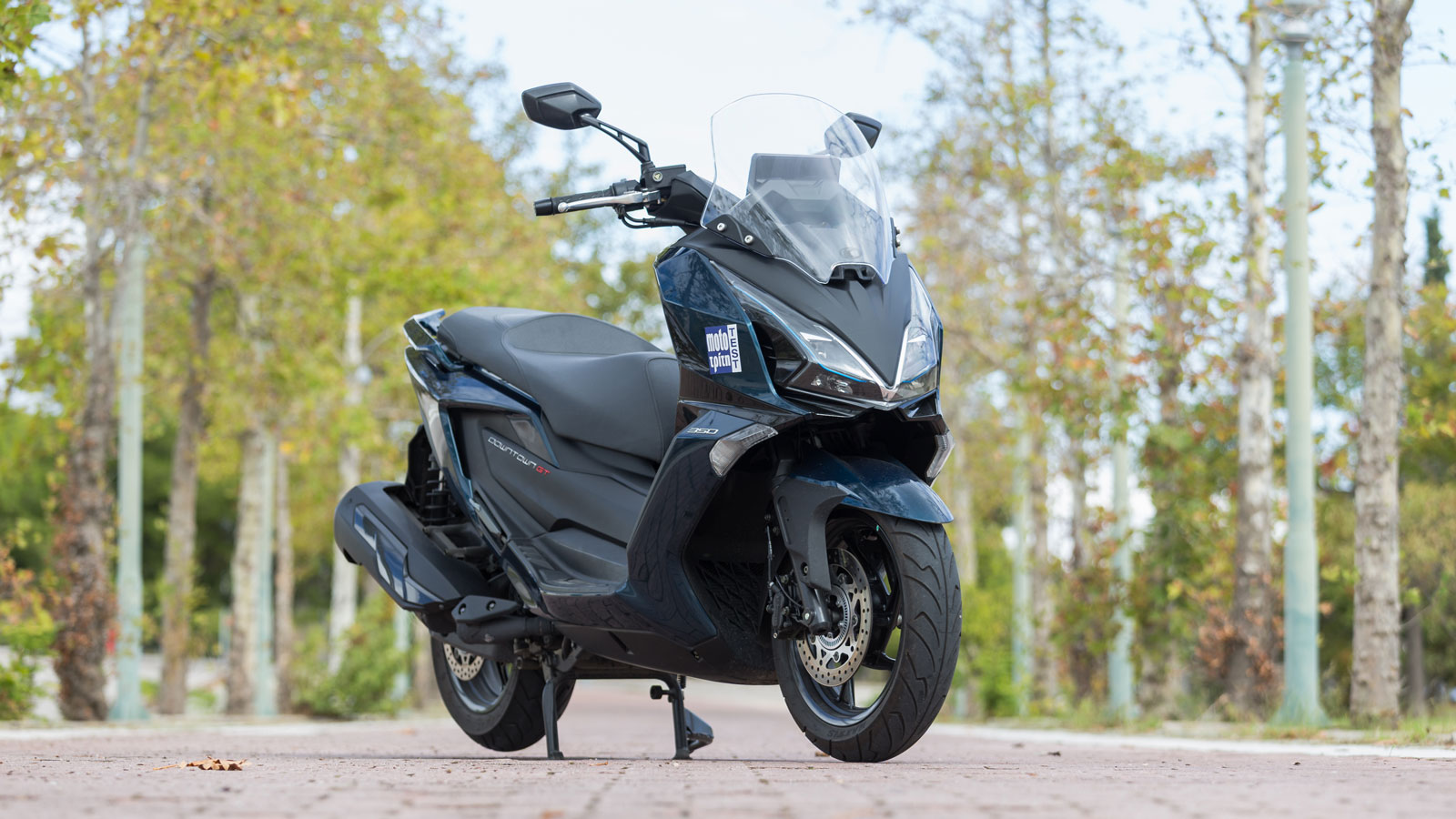 Εντελώς νέος ο σχεδιασμός του Downtown με πιο μοντέρνες και λεπτεπίλεπτες γραμμές να το χαρακτηρίζουν.