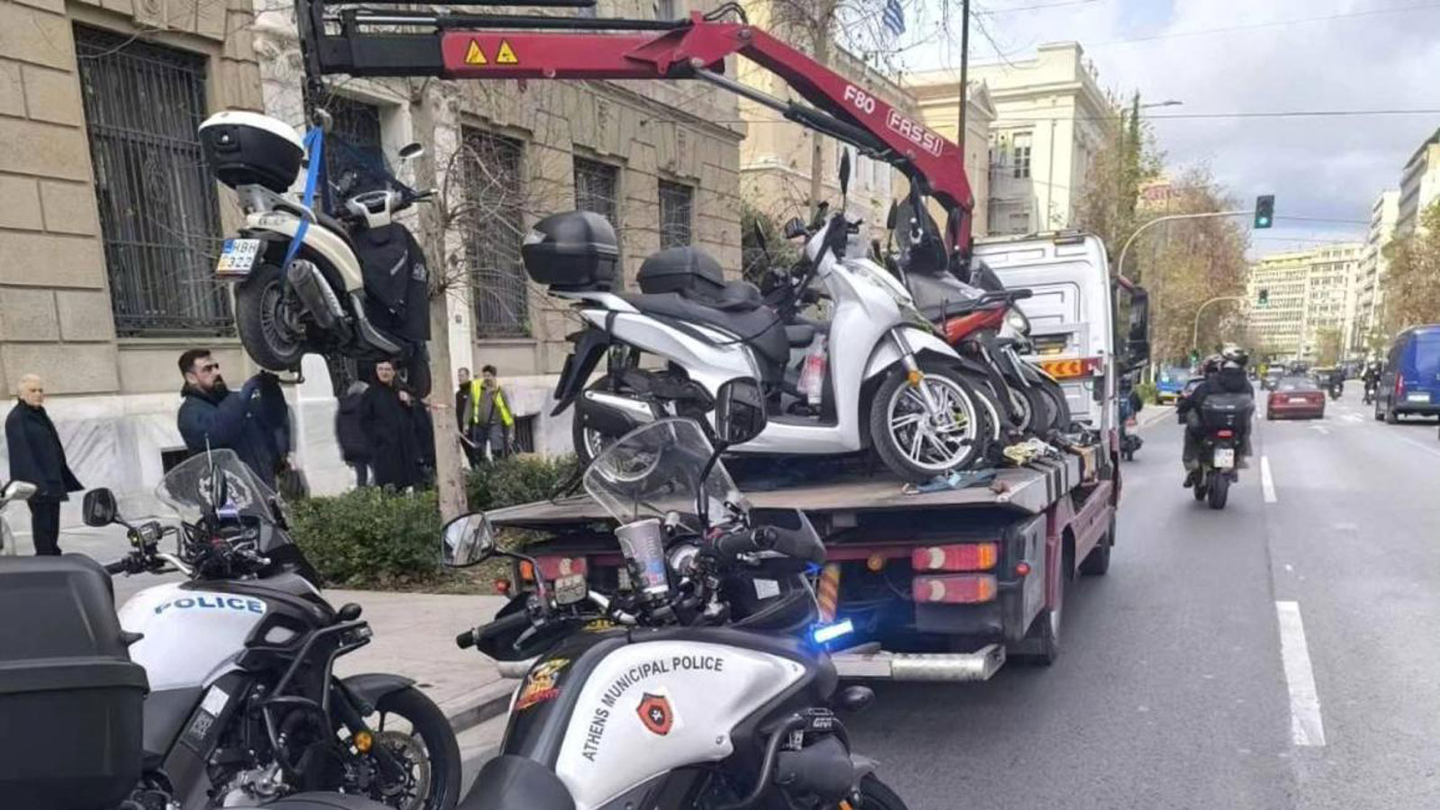 Επιδρομή Δημοτικής Αστυνομίας με γερανό για μοτοσυκλέτες  - Οι περιοχές