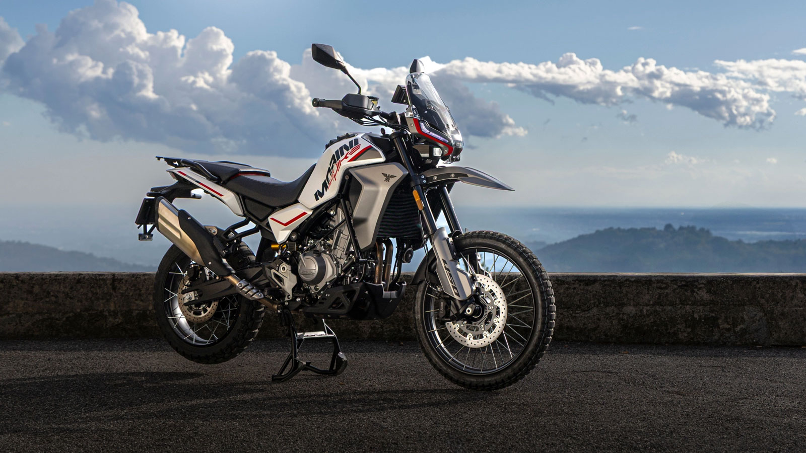 SP MOTORS: Δύο δυνατές adventure προτάσεις 450–500cc για δίπλωμα Α2 SP MOTORS: Δύο δυνατές adventure προτάσεις 450–500cc για δίπλωμα Α2