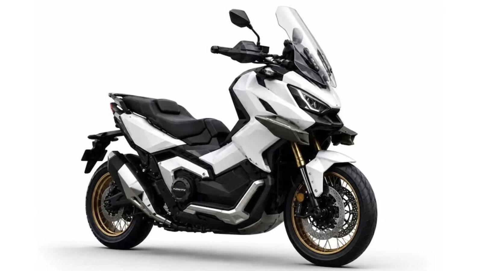 QJMotor X-Adventure 900: Το θηρίο των 95 ίππων που βάζει στο στόχαστρο το X-ADV