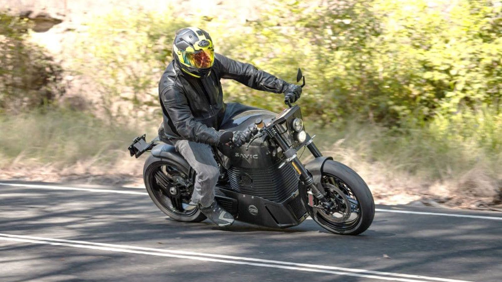 Η Αυστραλιανή εταιρεία Savic Motorcycles παραδίδει επίσημα τα πρώτα της ηλεκτρικά μοντέλα C-Series Alpha σε πελάτες στη Μελβούρνη, το Περθ και το Μπρίσμπεϊν, γράφοντας ιστορία ως το πρώτο εμπορικό δίτ Η Αυστραλιανή εταιρεία Savic Motorcycles παραδίδει επίσημα τα πρώτα της ηλεκτρικά μοντέλα C-Series Alpha σε πελάτες στη Μελβούρνη, το Περθ και το Μπρίσμπεϊν, γράφοντας ιστορία ως το πρώτο εμπορικό δίτ