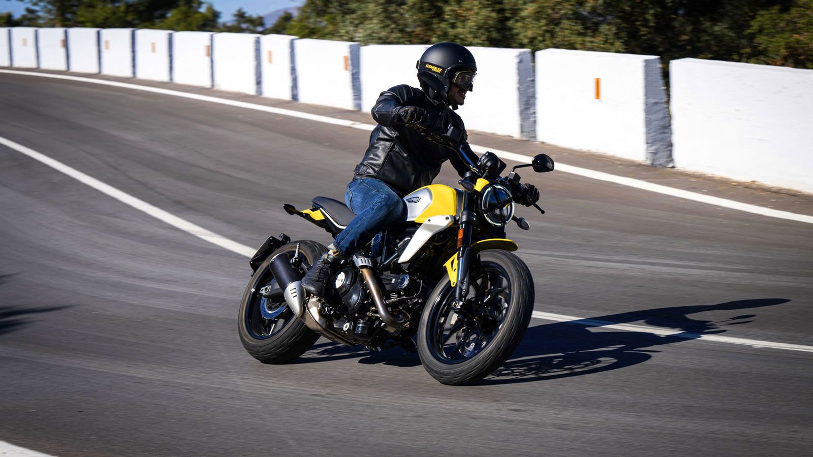 Η Ducati Hellas ανακοινώνει νέα προωθητική ενέργεια για ολόκληρη τη σειρά Ducati Scrambler, με άτοκο χρηματοδοτικό πρόγραμμα, χαμηλή προκαταβολή και έως 36 δόσεις αποπληρωμής. Η Ducati Hellas ανακοινώνει νέα προωθητική ενέργεια για ολόκληρη τη σειρά Ducati Scrambler, με άτοκο χρηματοδοτικό πρόγραμμα, χαμηλή προκαταβολή και έως 36 δόσεις αποπληρωμής.