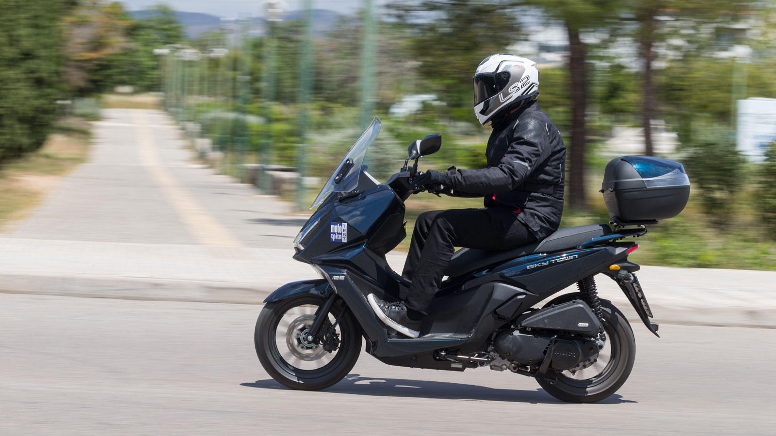 Kymco Skytown 125: Με φρένα-άγκυρες και στο Top 3 των επιδόσεων 