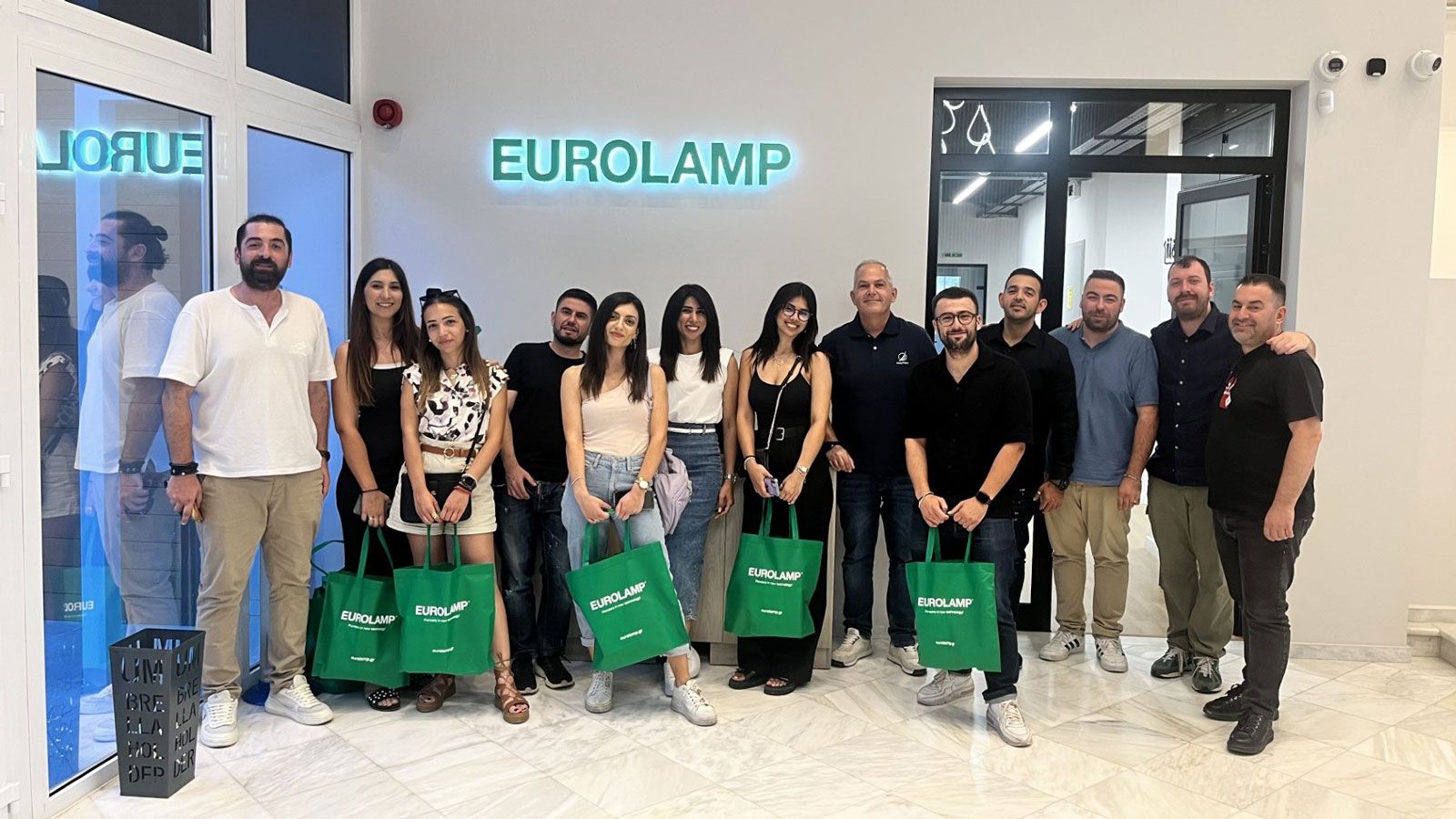 Με ιδιαίτερη χαρά και τιμή, η EUROLAMP υποδέχθηκε την Τετάρτη 09 Ιουλίου στις εγκαταστάσεις της στο Ωραιόκαστρο Θεσσαλονίκης, συνεργάτες από την ΤΕΧΝΟΜΑΤ, έναν από τους μεγαλύτερους και πλέον δυναμικο