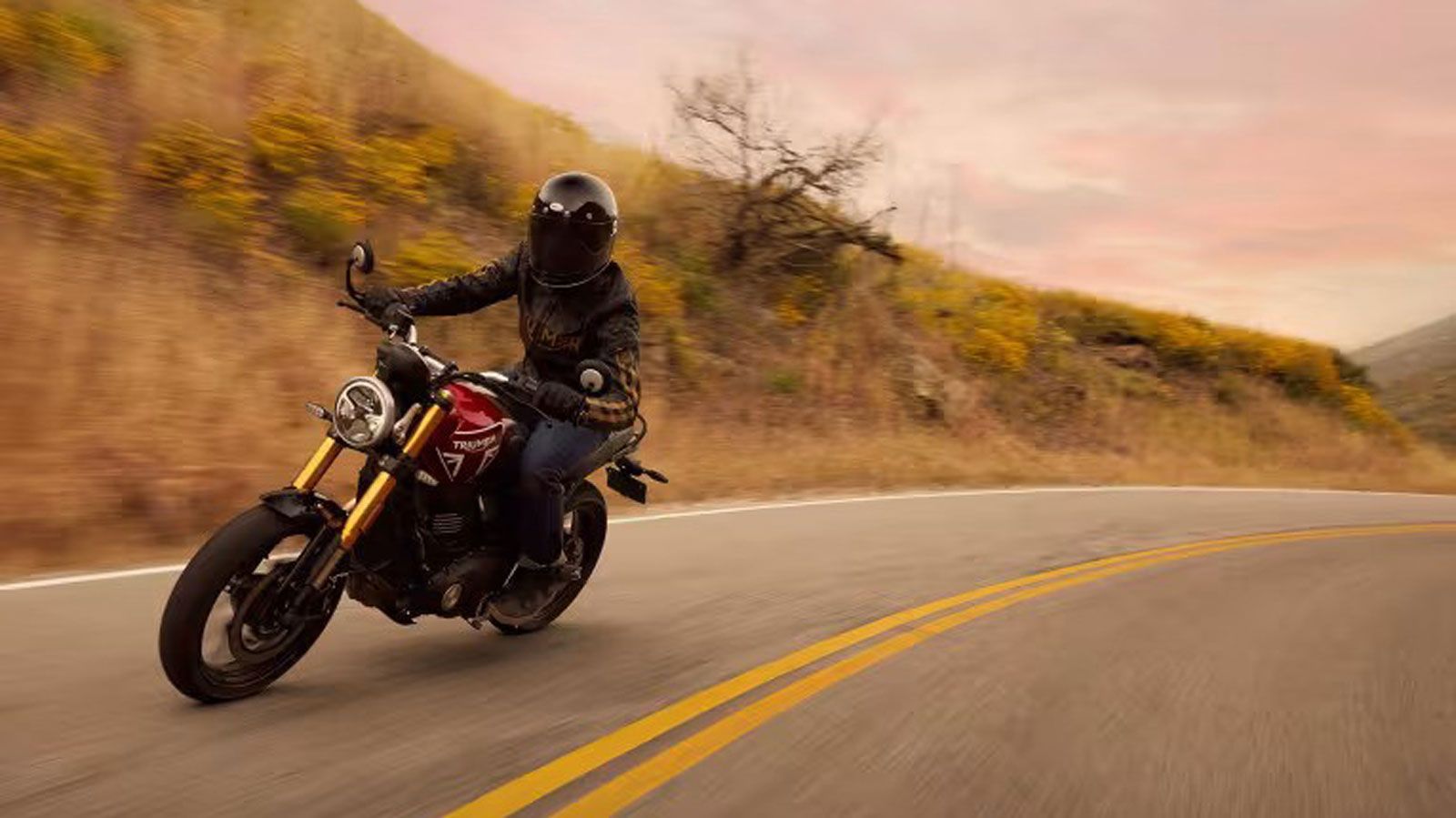 Η Triumph Speed 400 ήρθε για να επαναπροσδιορίσει την έννοια της προσιτής μοτοσυκλέτας, προσφέροντας premium σχεδίαση και δυναμική συμπεριφορά. Σήμερα, διατίθεται με όφελος 300 ευρώ