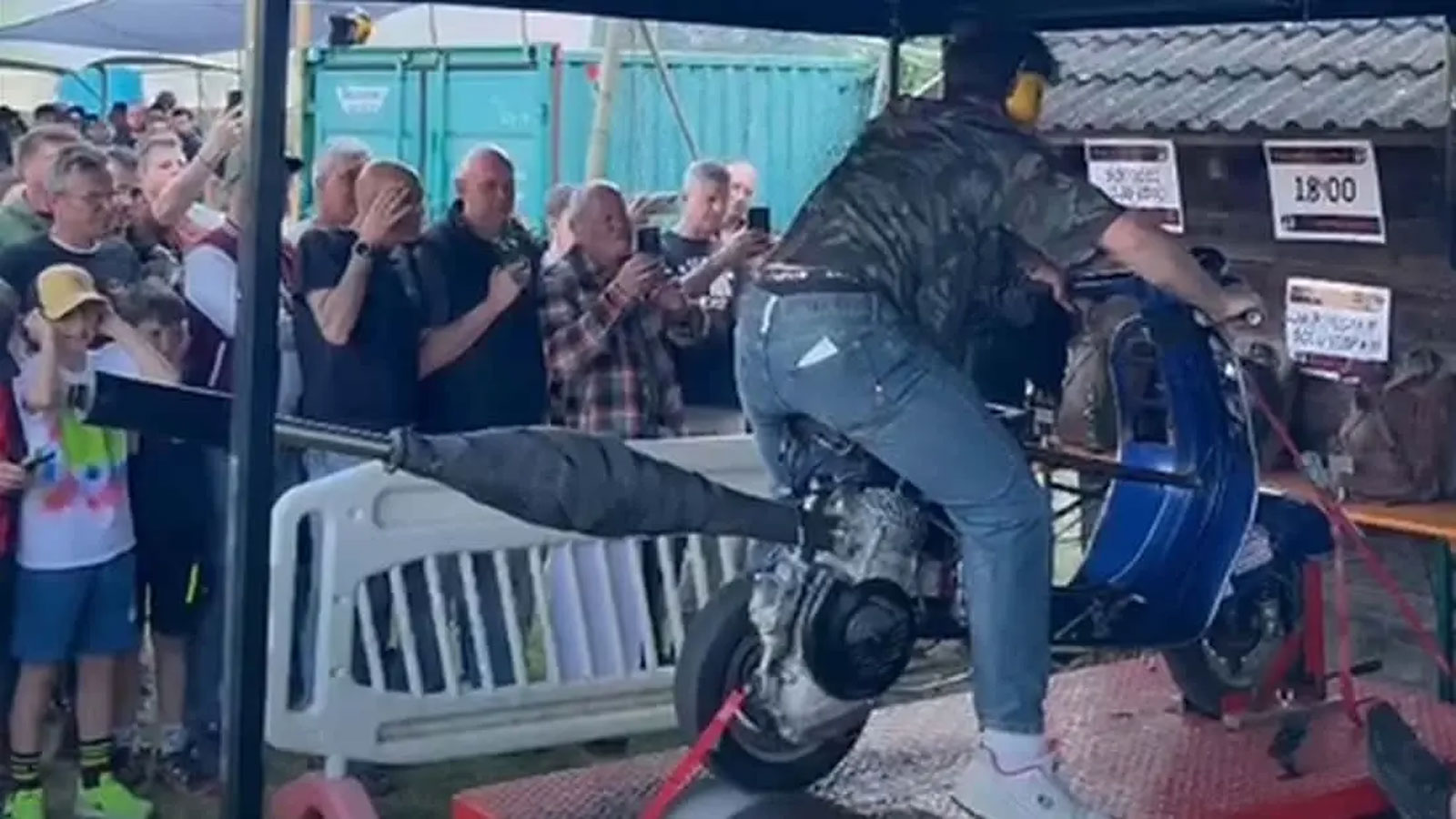 Για χρόνια, οι 70 ίπποι θεωρούνταν το απόλυτο όριο για Vespa τέτοιου μεγέθους. Το Project 407 το διέλυσε.
Μετά από τέσσερα χρόνια εξέλιξης, οι μετρήσεις έδειξαν 103–104 ίππους στις 11.000 σ.α.λ