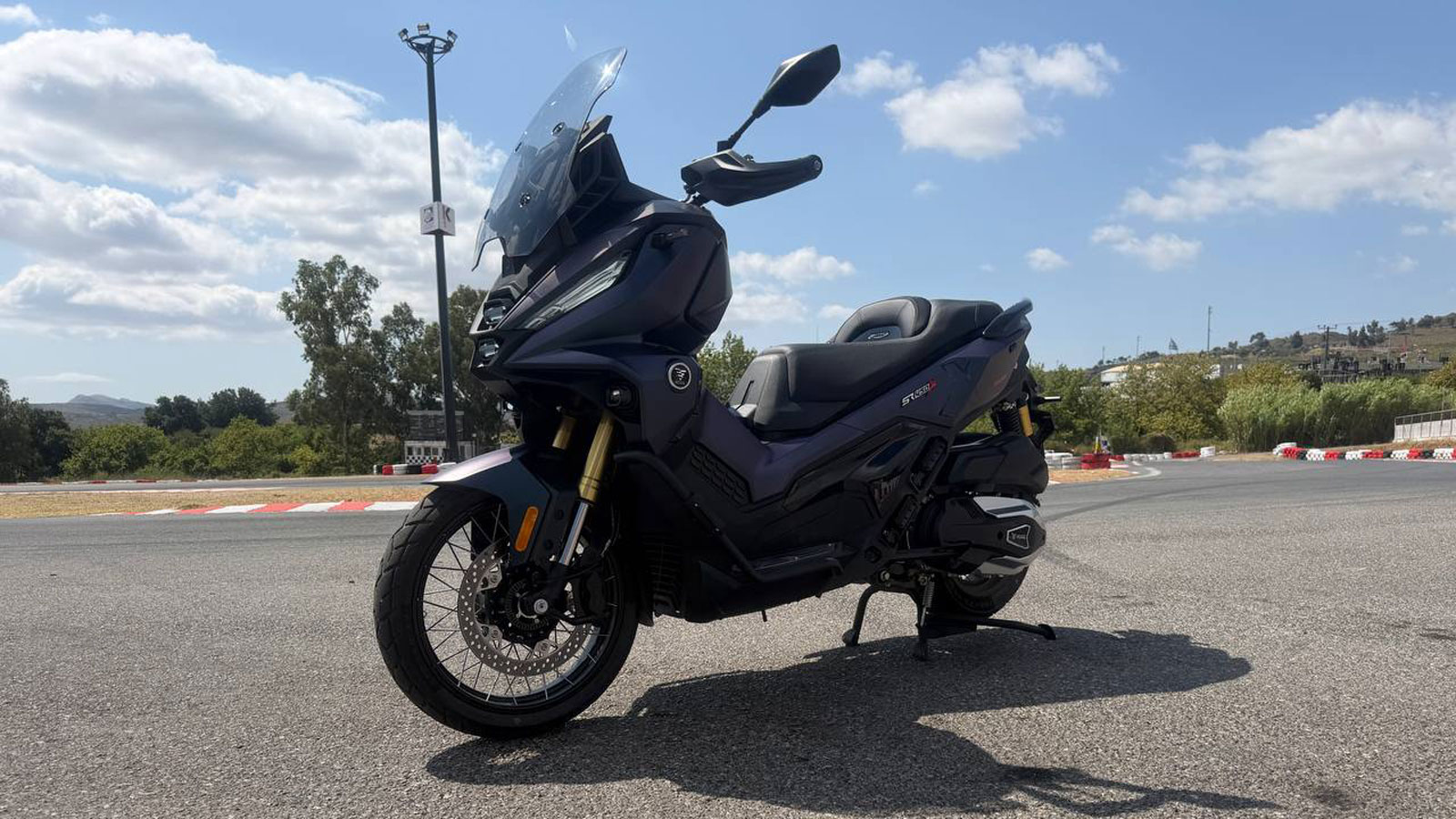 Voge SR450X: Πρώτη επίσημη παρουσίαση στην Ελλάδα Voge SR450X: Πρώτη επίσημη παρουσίαση στην Ελλάδα