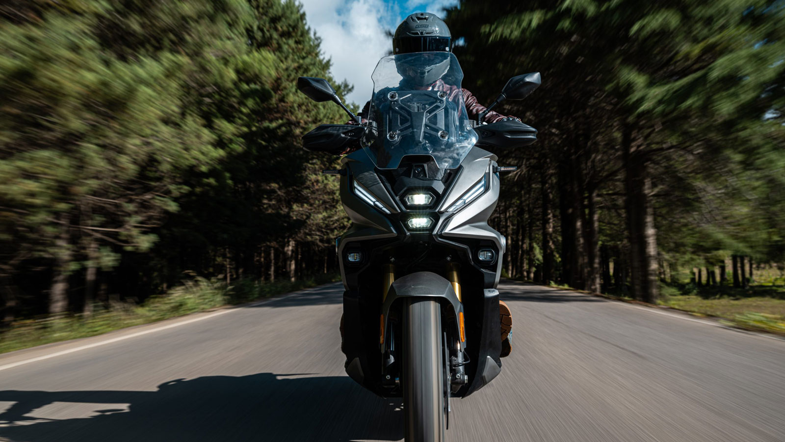 Voge SR450X: Ανακοινώθηκε η τιμή και προσφορά προπαραγγελίας!