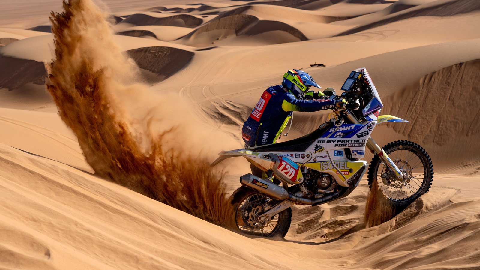 Το Rally Dakar πέρα από θεαματικό, είναι και ένας από τους πιο σκληροτράχηλους θεσμούς του μηχανοκίνητου αθλητισμού, τόσο για τους αγωνιζόμενους όσο και για τα οχήματα.