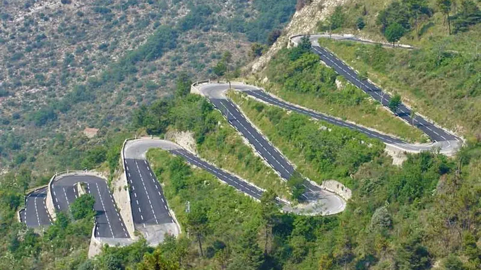 Οι φουρκέτες είναι από τα πιο απαιτητικά σημεία μιας ορεινής διαδρομής. 