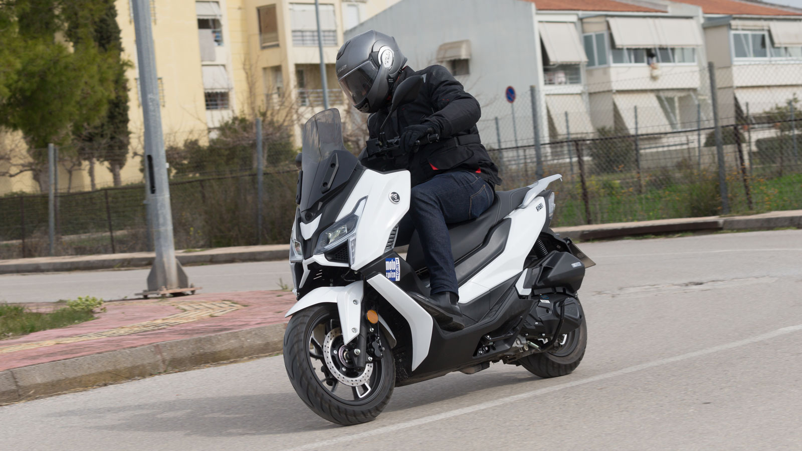 VOGE SR1