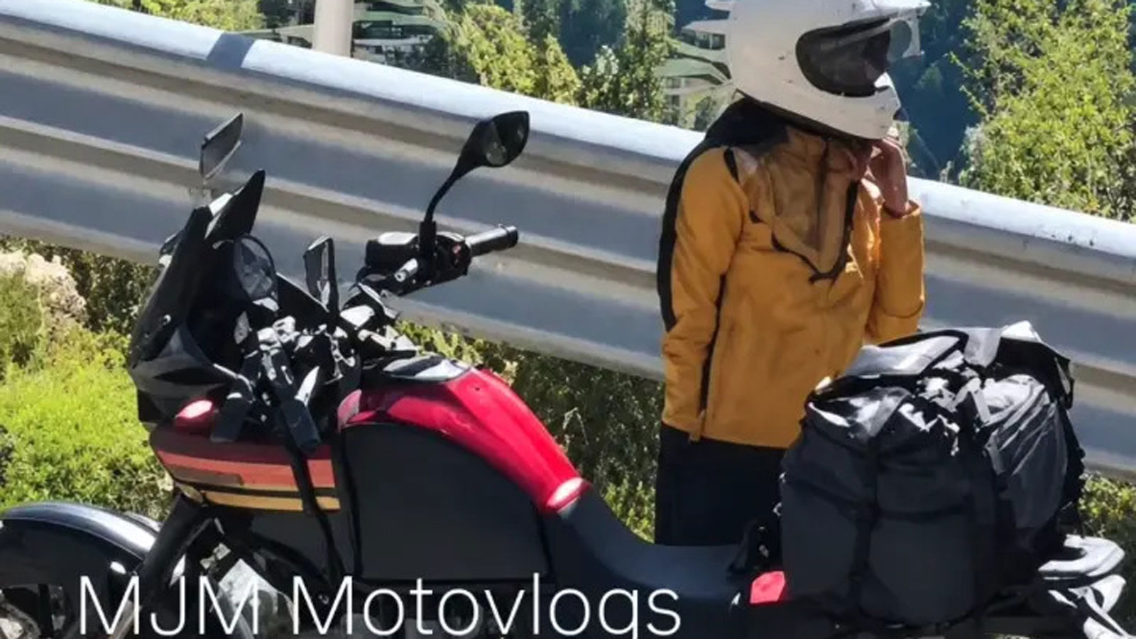 Royal Enfield Himalayan 750 Royal Enfield Himalayan 750