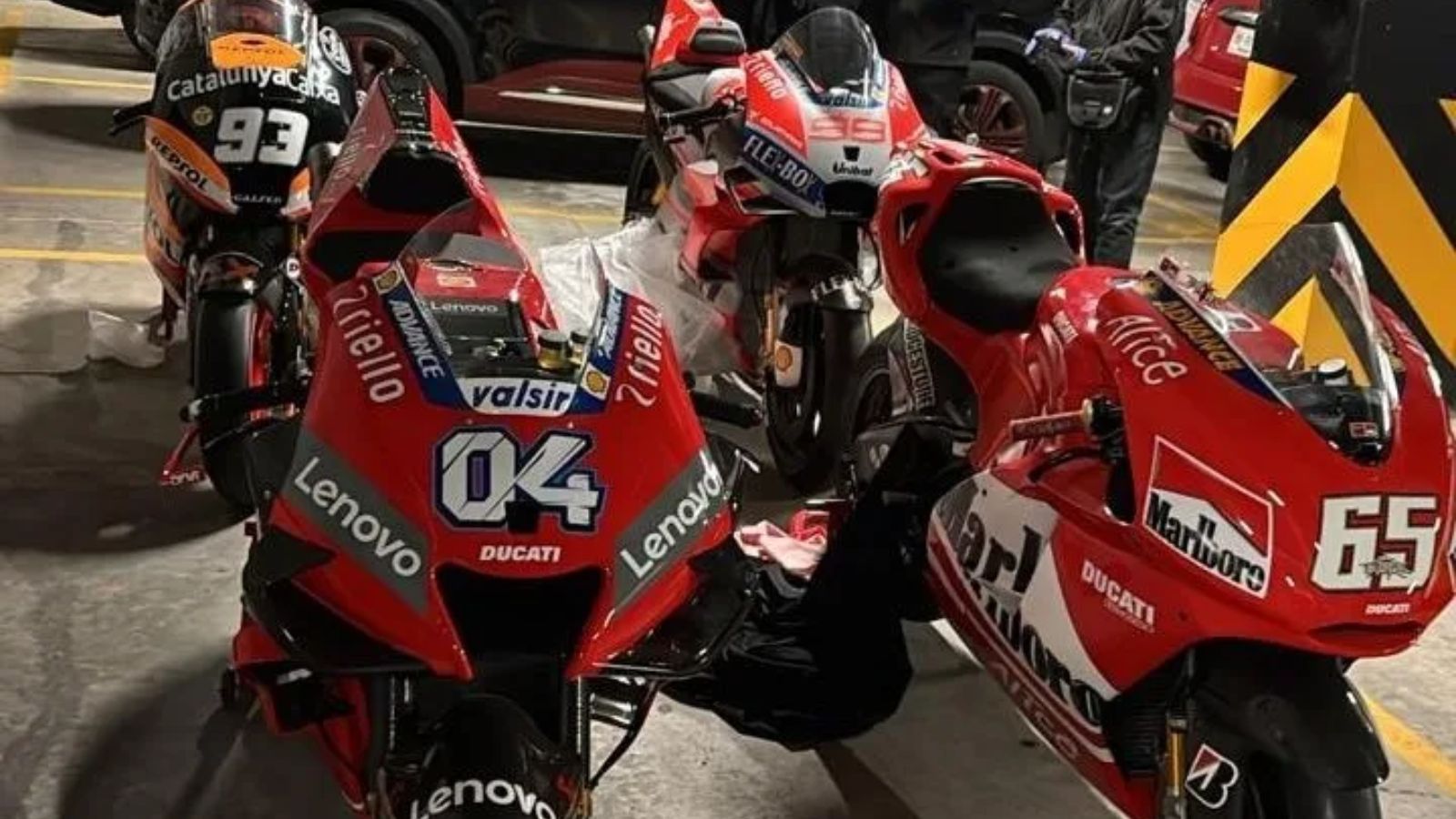 Οι αρχές στο Μεξικό κατα τη διάρκεια της εκτέλεσης ενταλμάτων έρευνας, έπεσαν επάνω σε μια τεράστια συλλογή μοτοσυκλετών συνολικής αξίας περίπου στα 40εκ. δολαρίων.