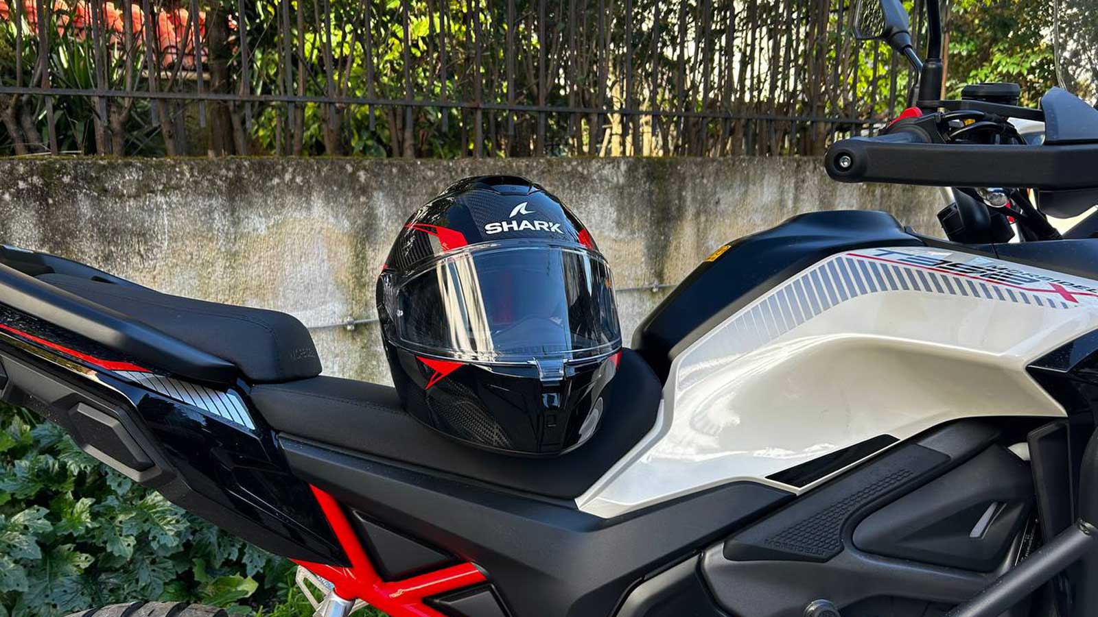 Δοκιμή-Κράνος Shark Spartan GT Pro Carbon   