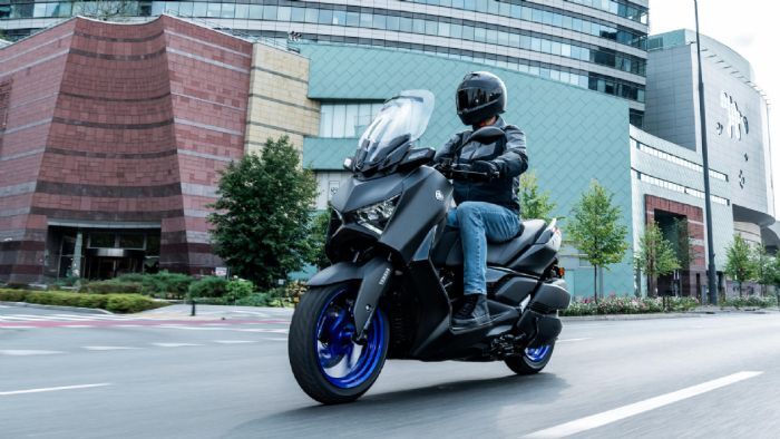 Yamaha XMAX 300: Premium και με τον μεγαλύτερο αποθηκευτικό χώρο στη κατηγορία Yamaha XMAX 300: Premium και με τον μεγαλύτερο αποθηκευτικό χώρο στη κατηγορία