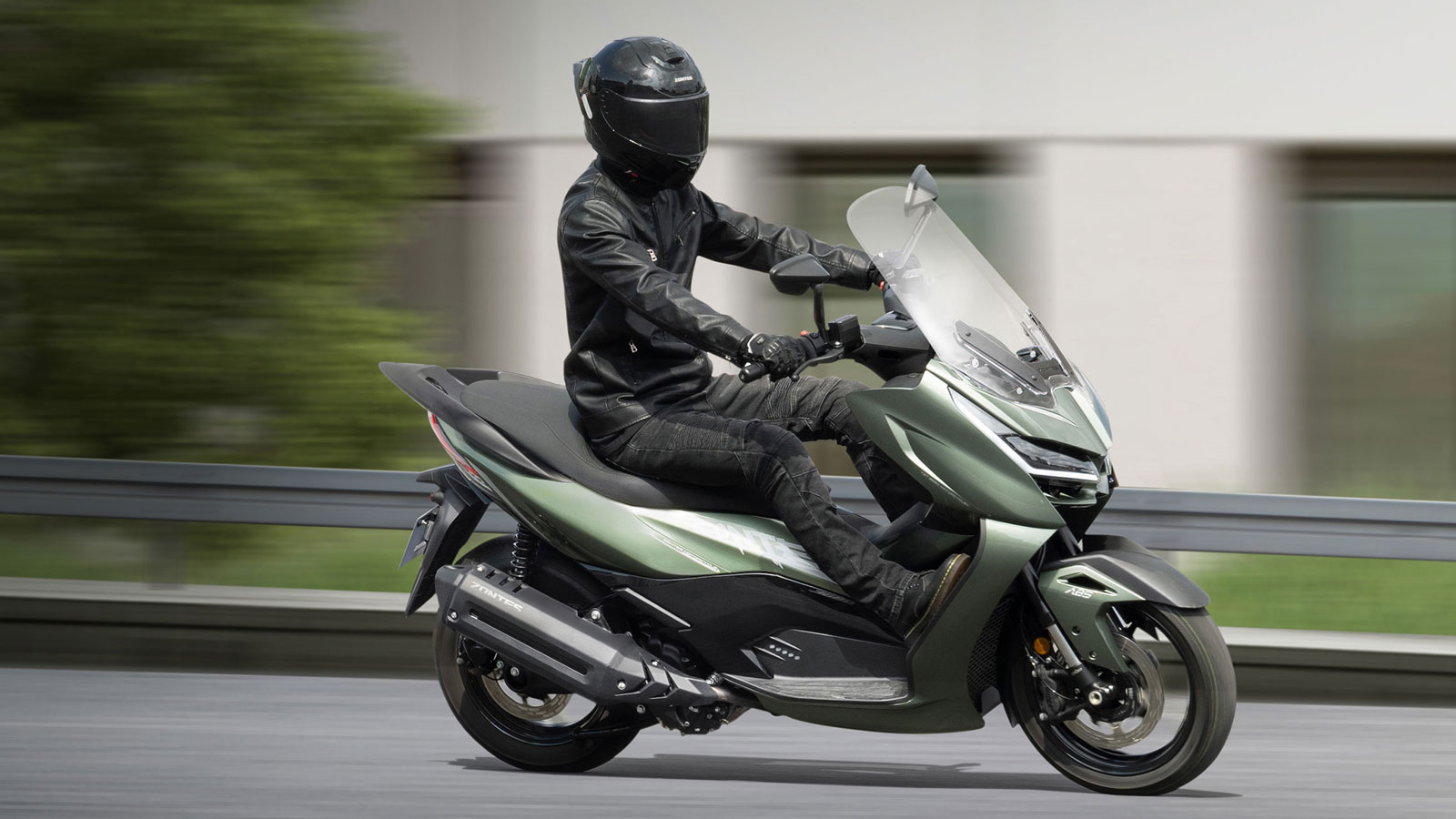 ZONTES D368 ETC: Το νέο 368άρι scooter ήρθε Ελλάδα και τα έχει σχεδόν όλα ZONTES D368 ETC: Το νέο 368άρι scooter ήρθε Ελλάδα και τα έχει σχεδόν όλα