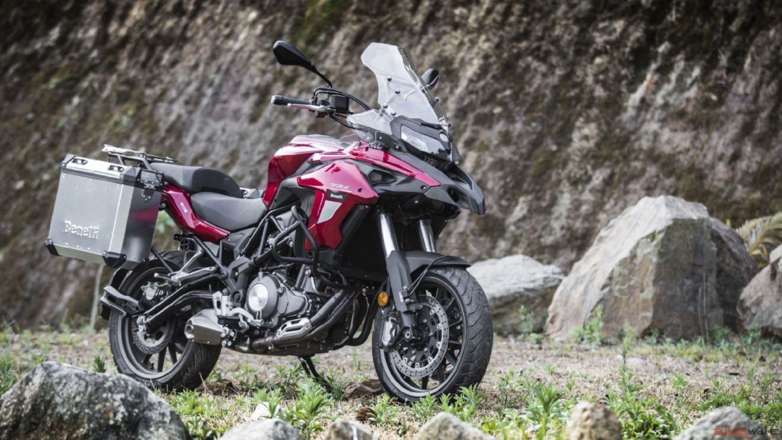 бенелли турэндуро. бенелли трк 502. мотоцикл benelli trk 502x. бенелли трк 502. Trx 502x.