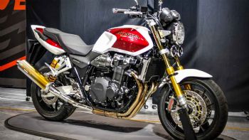  Honda     CB1300     CB1300 Super Four Final Edition  Super Bol dOr Final Edition