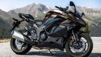  Kawasaki   Ninja H2 SX SE    sport tourer,     998 ..   200   137,3 Nm .        