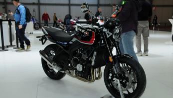  ZXMoto        EICMA 2025     ,         470 .