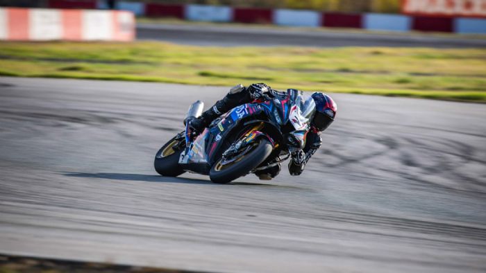            Superbike,        BMU Championship!