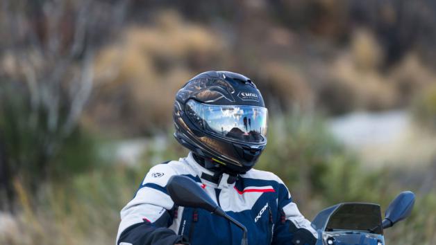 Test Shoei GT-Air 3:   Touring     (+)