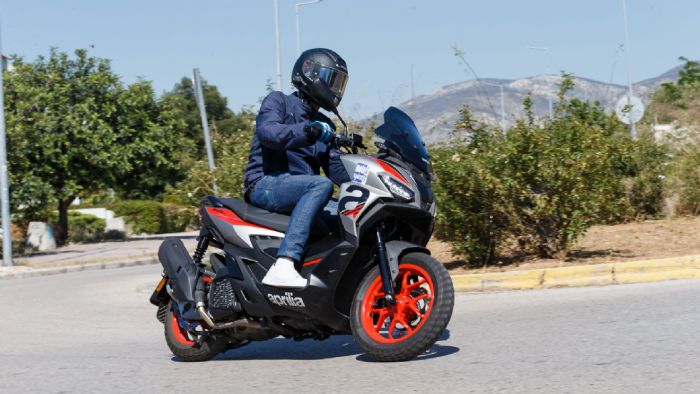 Aprilia SR GT 200 - Test