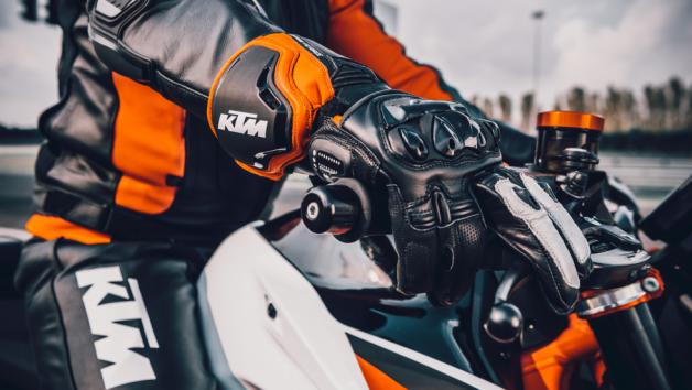  :  ,     KTM / Ducati