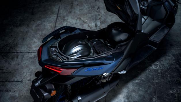 YAMAHA XMAX 300: Με αέρα πολυτέλειας 