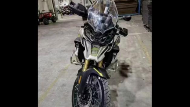 Αποκάλυψη: Νέο 900αρι adventure από την Voge  