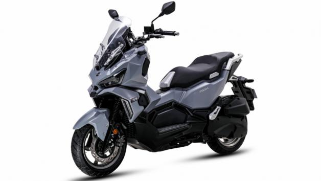 SYM ADX 125: Adventure με traction control και μονό αμορτισέρ  