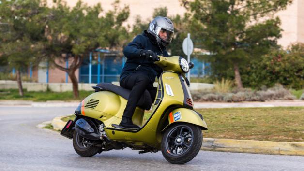 Vespa GTS SuperSport 300 HPE 2023 - Test 