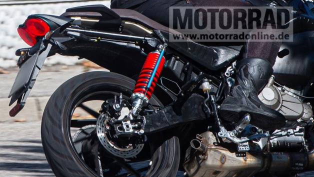 Κατασκοπικές φωτογραφίες του νέου naked της Aprilia Κατασκοπικές φωτογραφίες του νέου naked της Aprilia