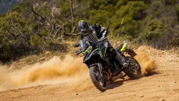 Νέα τιμολογιακή πολιτική Benelli: Μειωμένες τιμές για τις TRK702 και Leoncino 500-250 