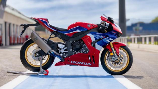 Honda CBR 1000RR-R Fireblade: Ανανεωμένη σε όλα 