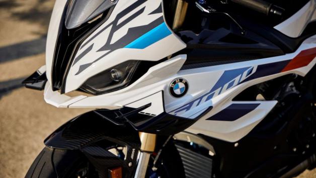 Νέα BMW S 1000 RR 2023: Πιο «Μ» από ποτέ 