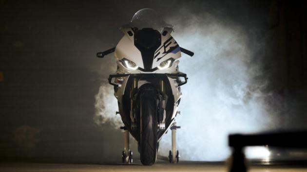 Νέα BMW S 1000 RR 2023: Πιο «Μ» από ποτέ 