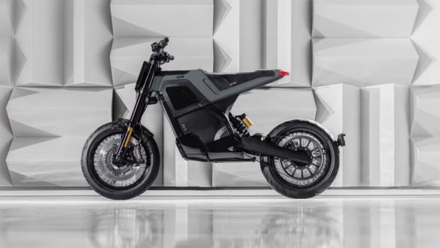 DAB 1: Ένα ηλεκτρικό supermoto με αξιοζήλευτες επιδόσεις 